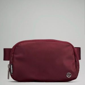 ♥️🍓Red Merlot Lululemon Everywhere Belt Bag